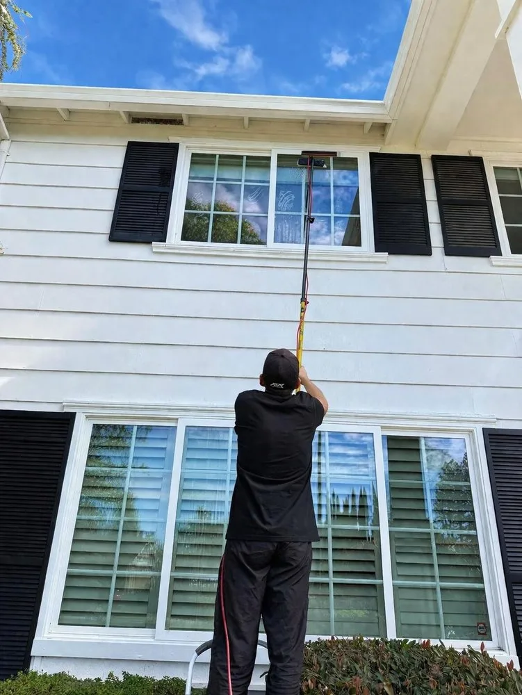 Commercial Storefront Glass Cleaning